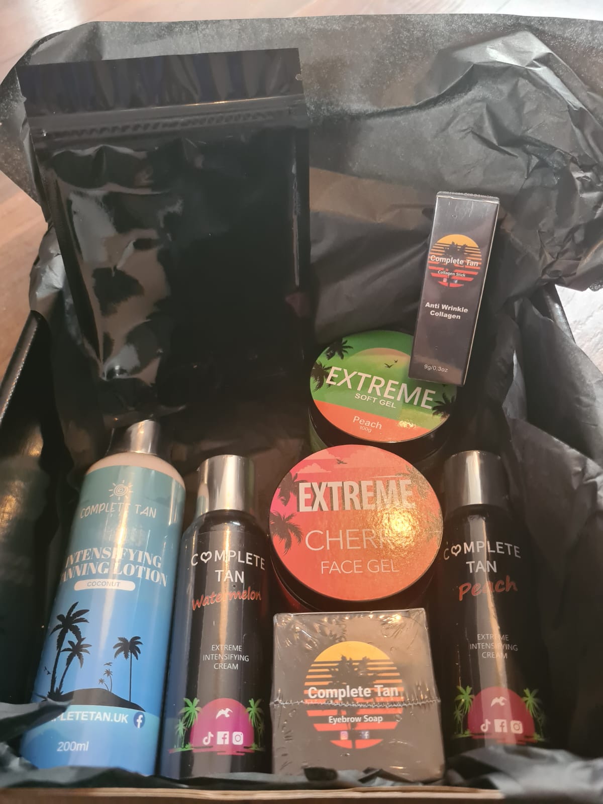 Complete tan summer tanning Box